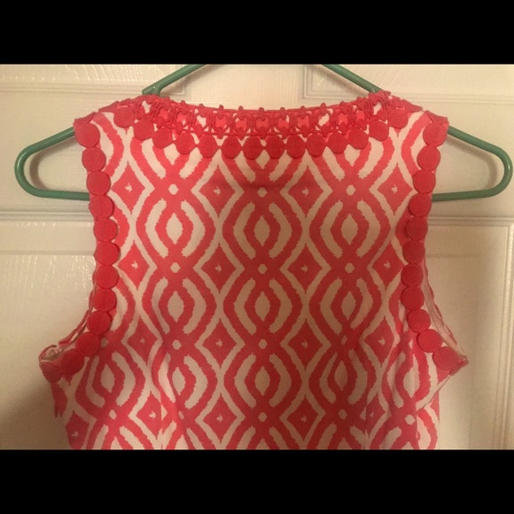 Vineyard Vine Dress with Embroidery - Picture 4 of 9